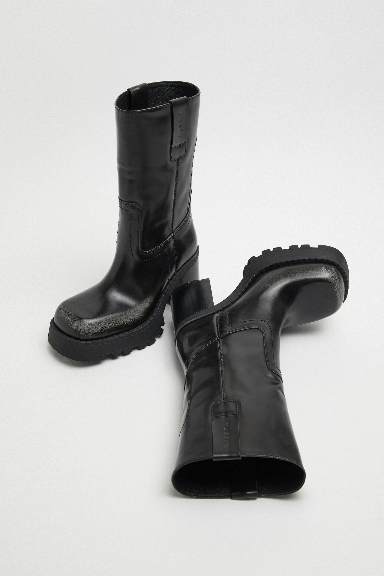 E8-Daiane-Black-Grey-White-Ankle-Boot-02