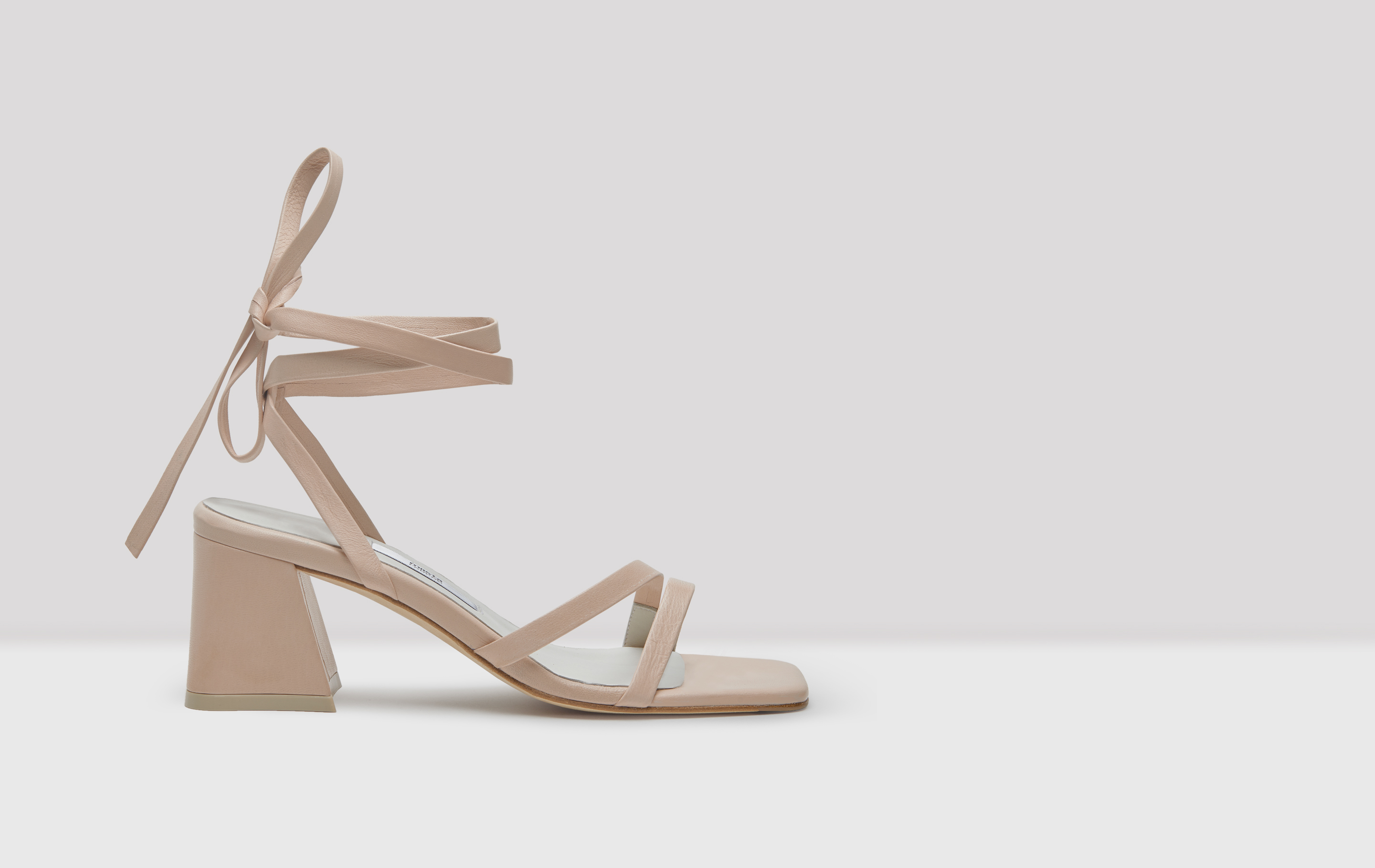 creme shoes