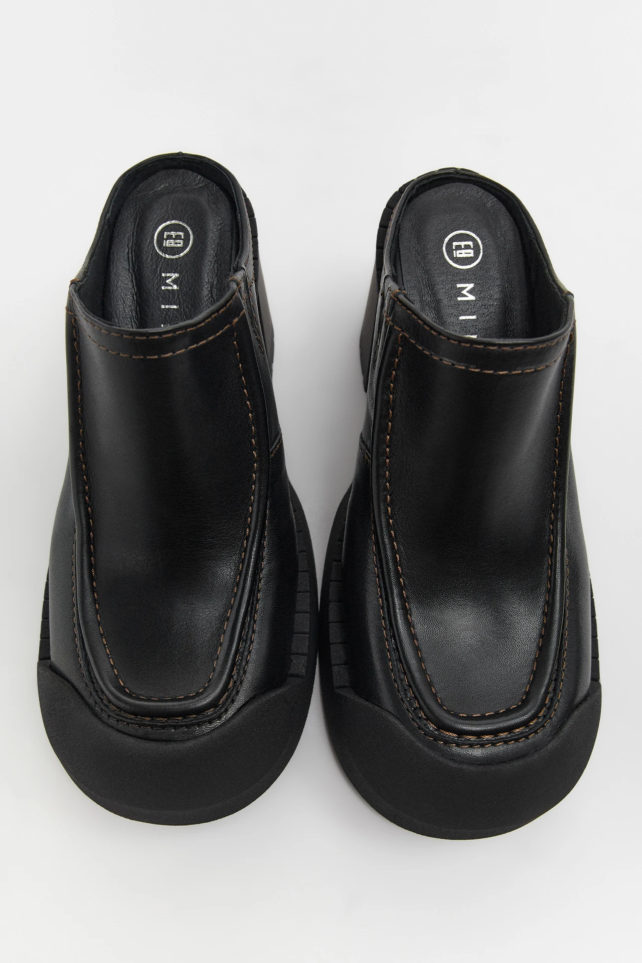 E8-Maren-Black-Mules-03