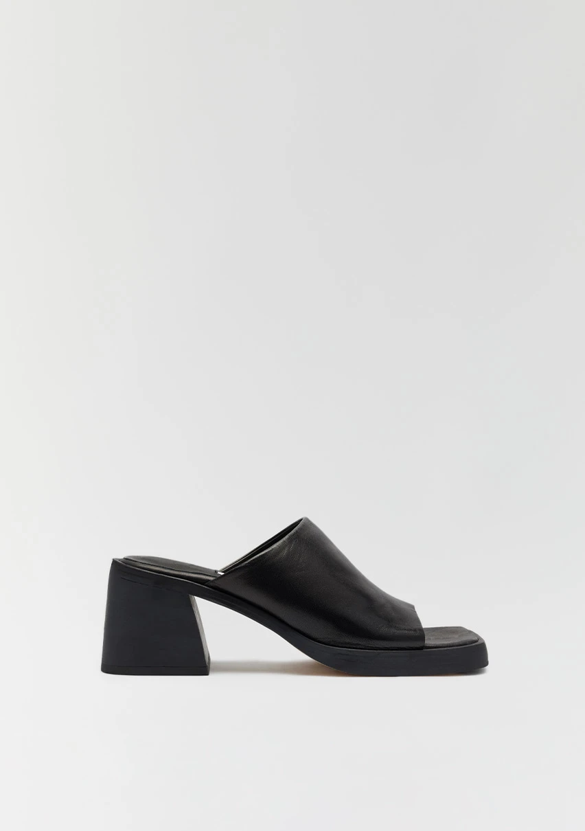 Noreen Black Sandals | Miista Europe | Made in Portugal