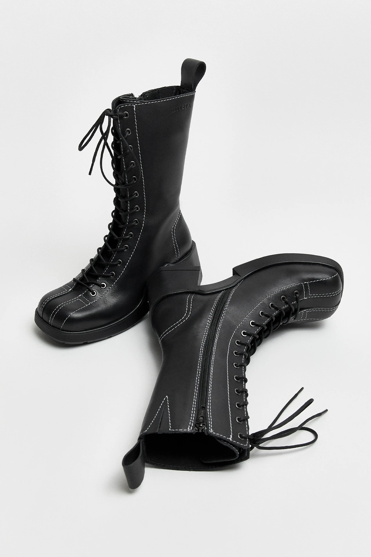 E8-Inge-Black-Ankle-Boots-02