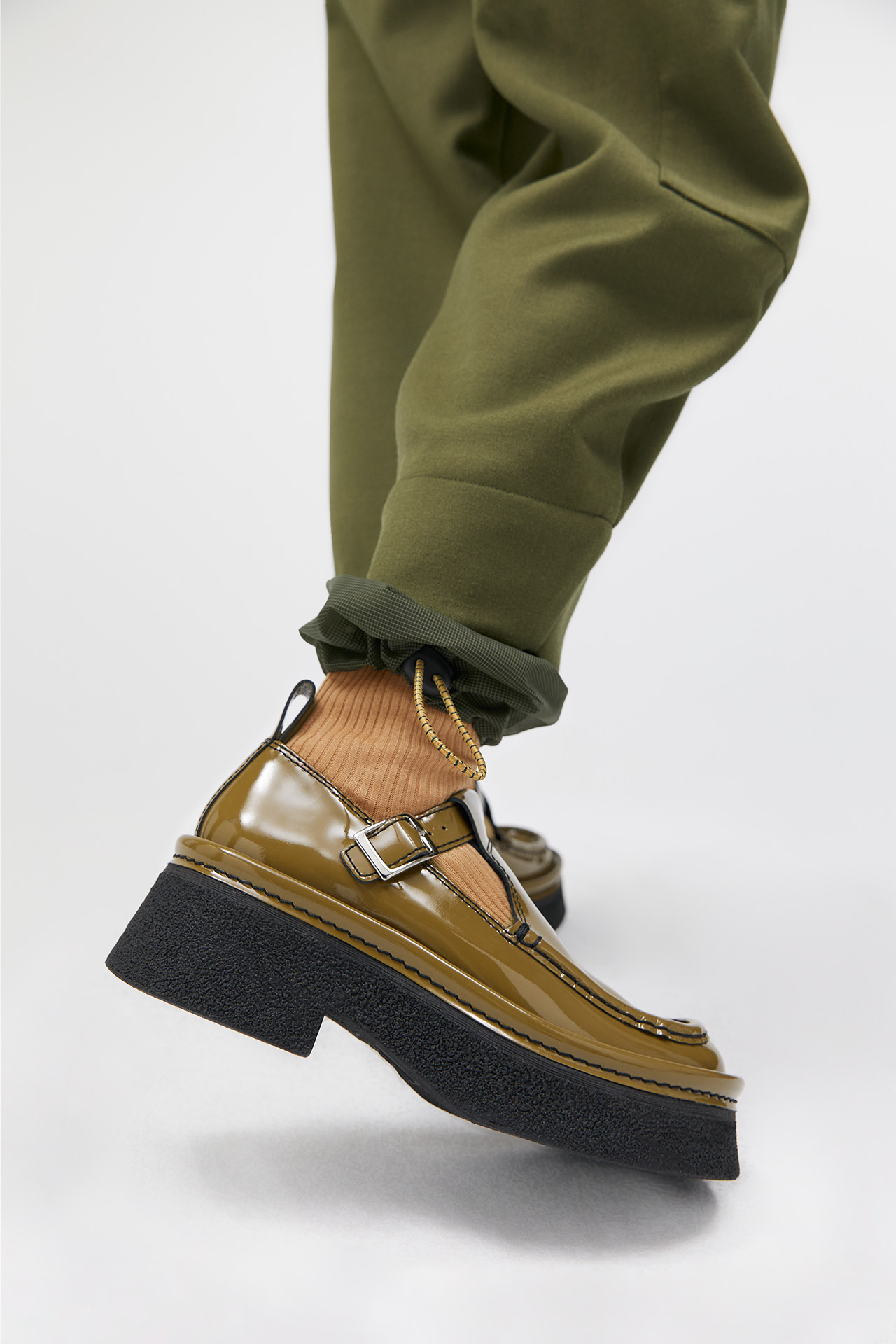 Cathy Khaki Brogues | E8 by Miista 