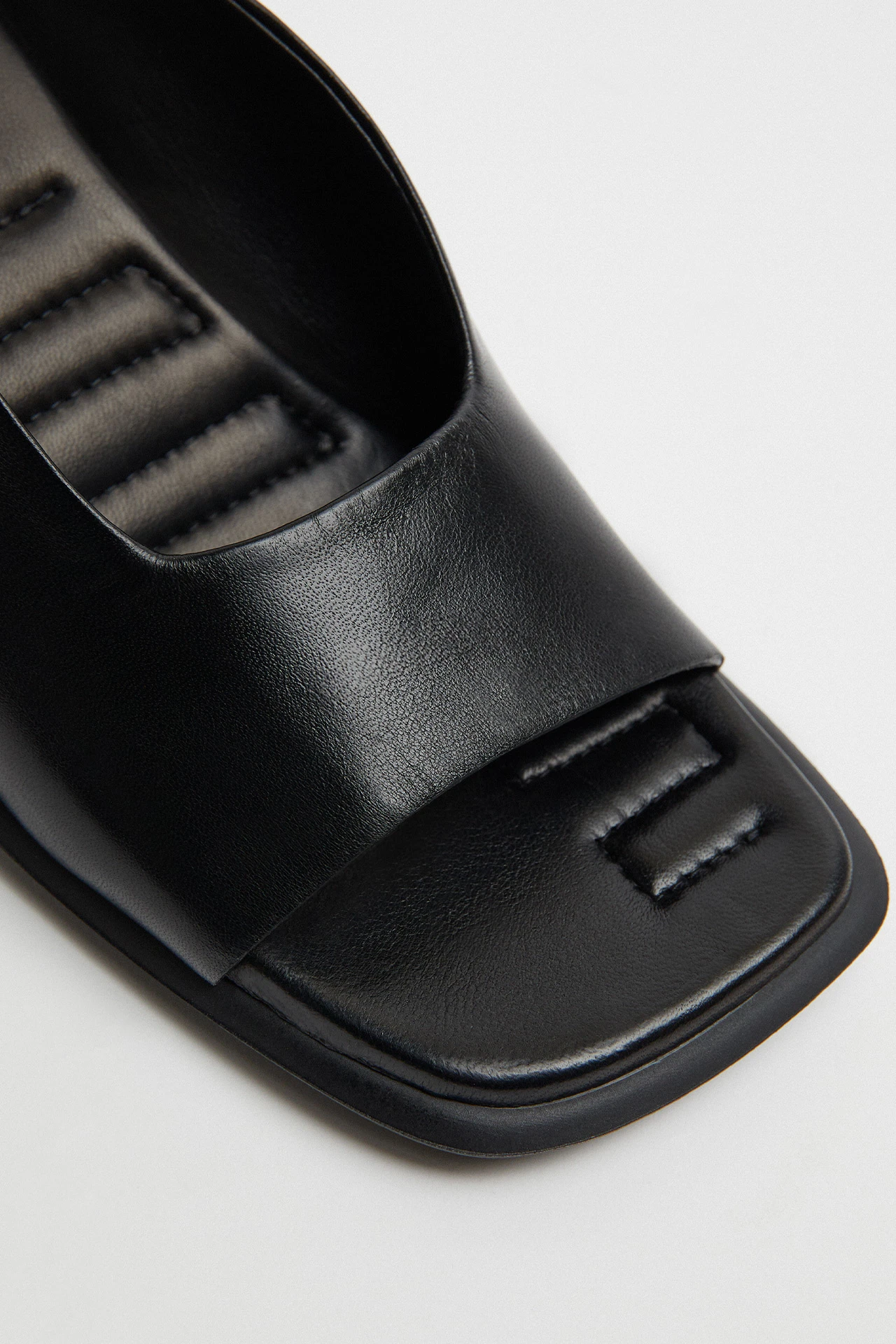 Miista-janaina-black-mule-sandals-04