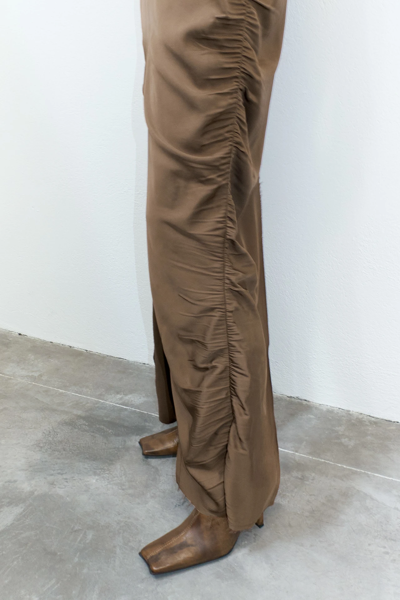 EC-miista-bruna-brown-dress-05