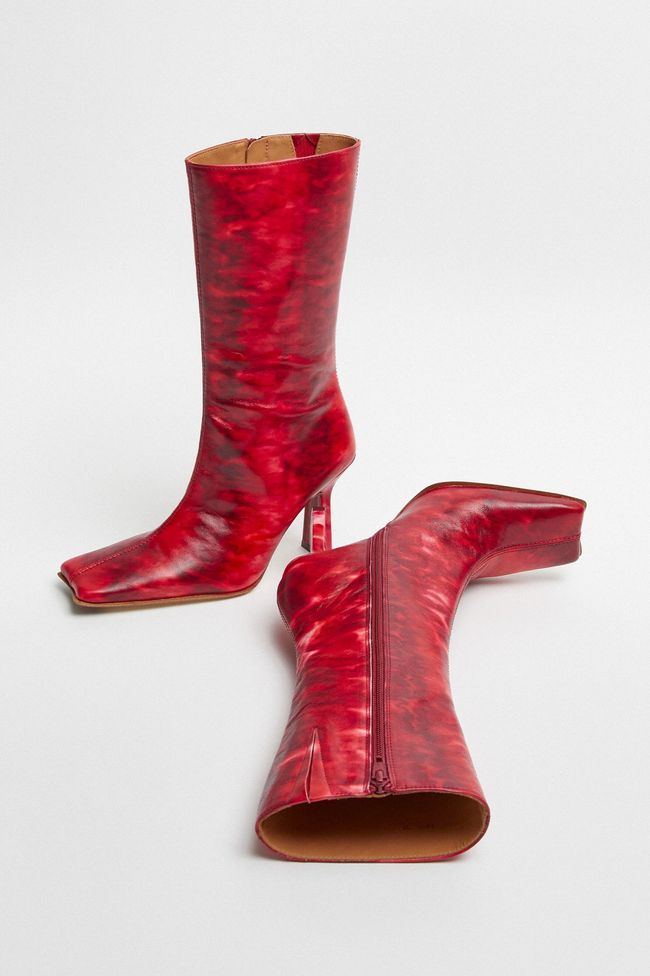 Miista-noor-red-boots-02