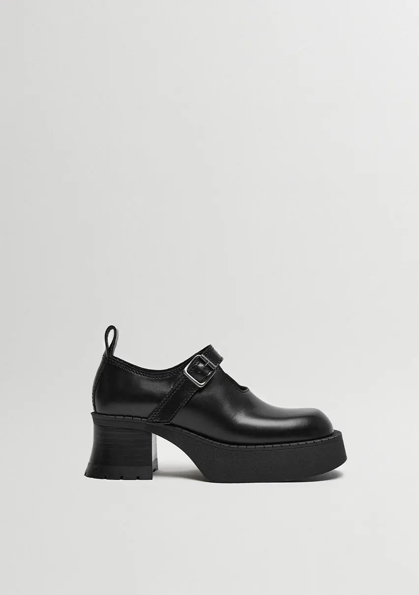 e8-Birgit-Black-Brogues-CP-1