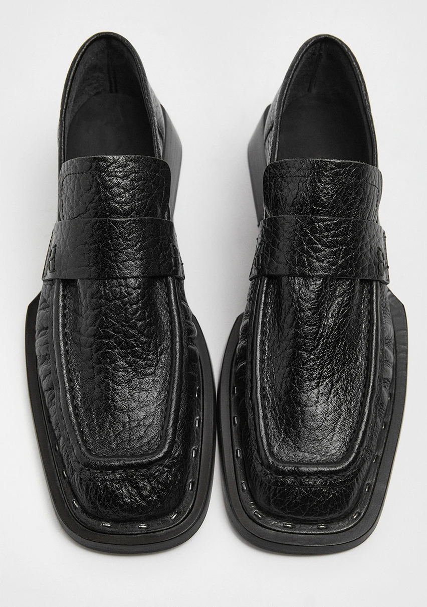 miista-Airi-Black-Grain-Loafers-cp-2