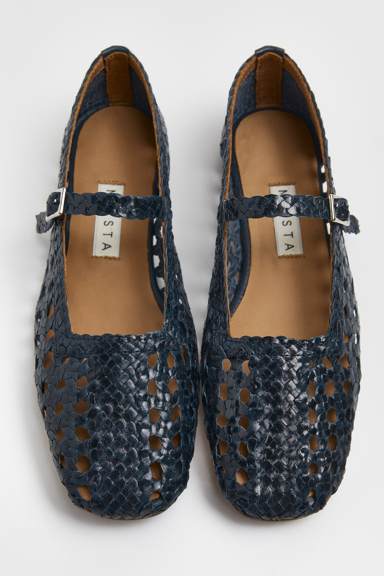 【関税込み】Miista ネイビー Yeida フラットシューズ Yeida Navy Ballerinas | Miista