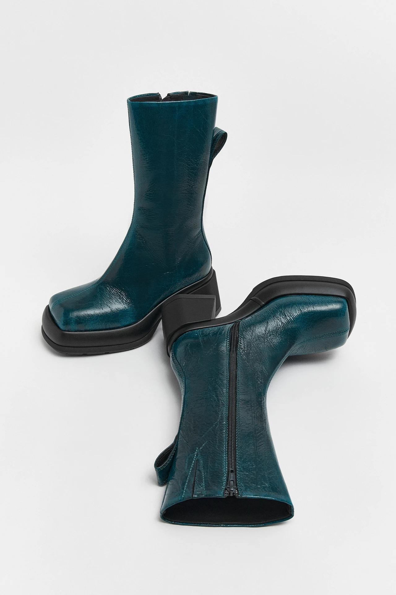 E8-Cassia-Blue-Boots-02