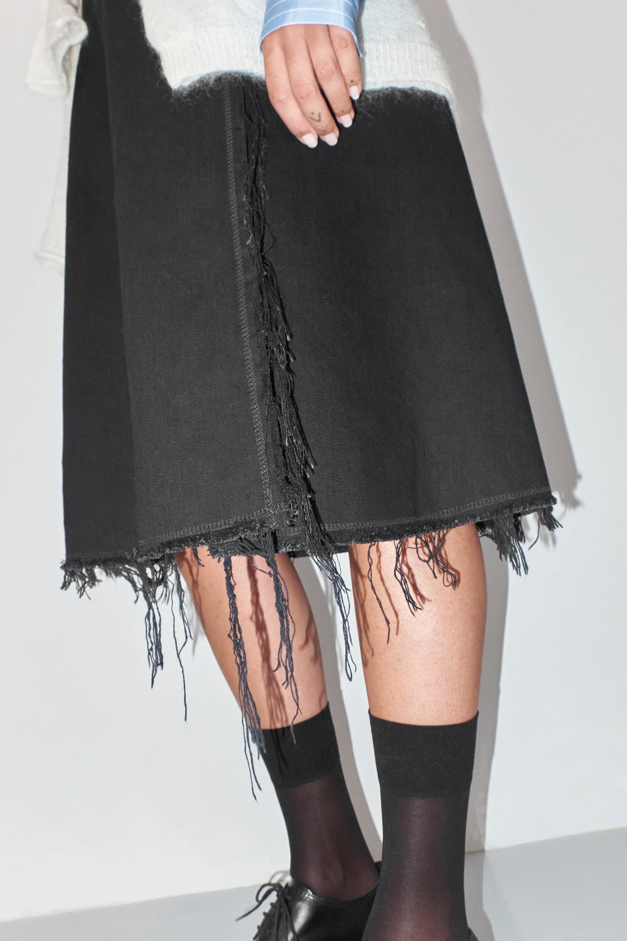 ec-miista-myra-black-denim-skirt-04