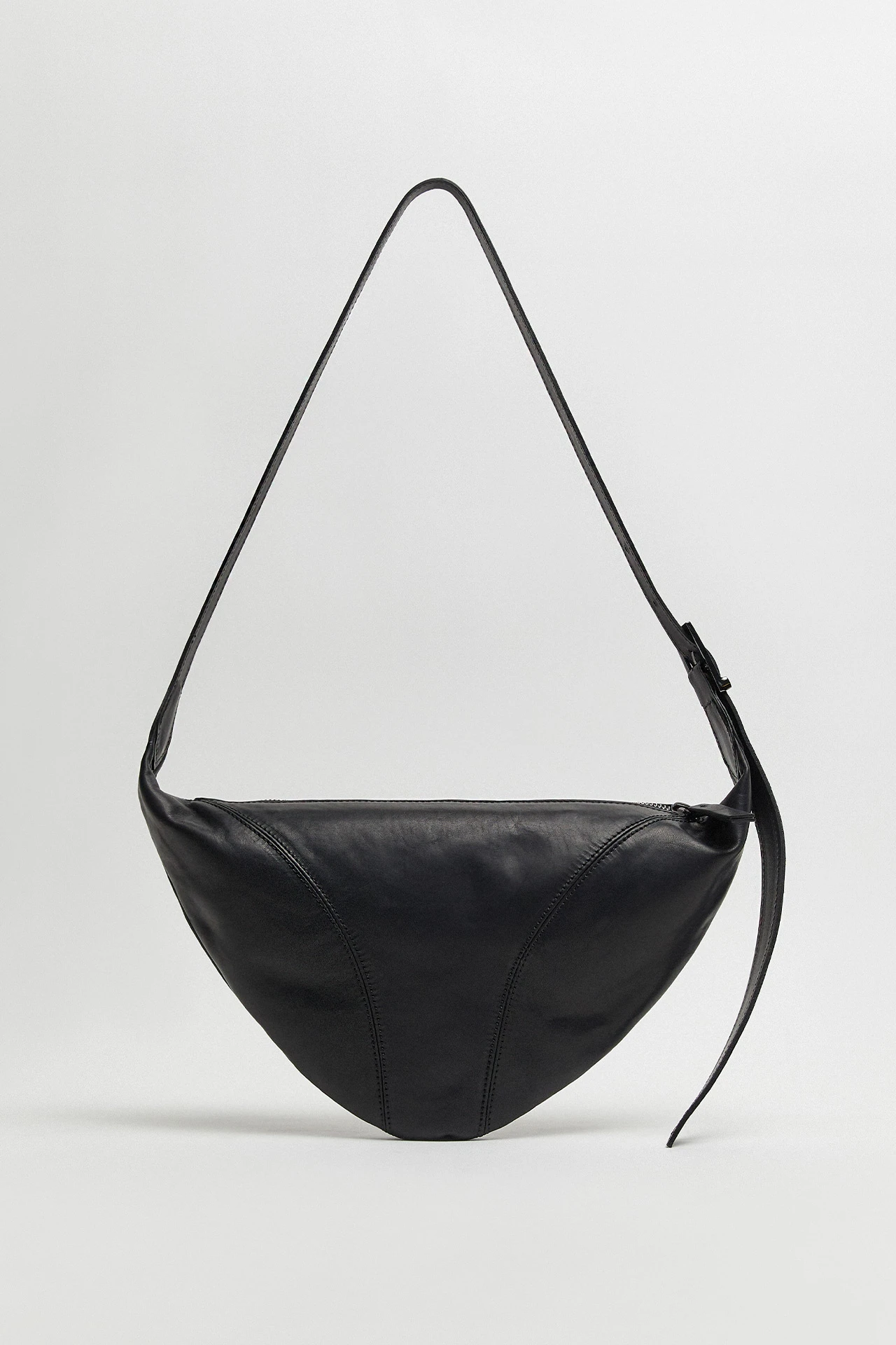 Miista-devin-black-bag-01