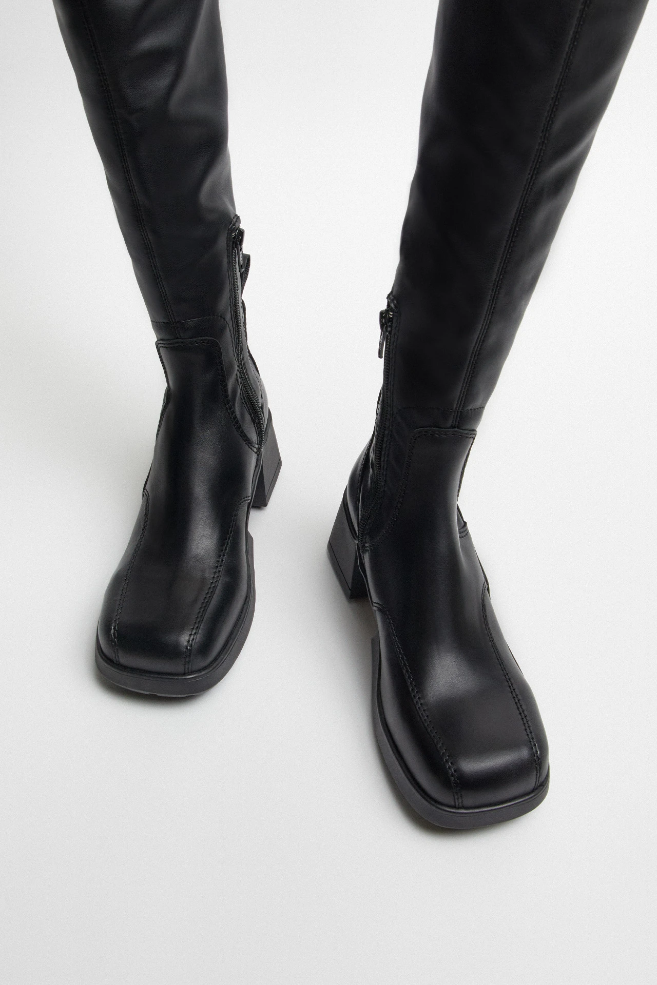 E8-gabriela-black-tall-boots-02