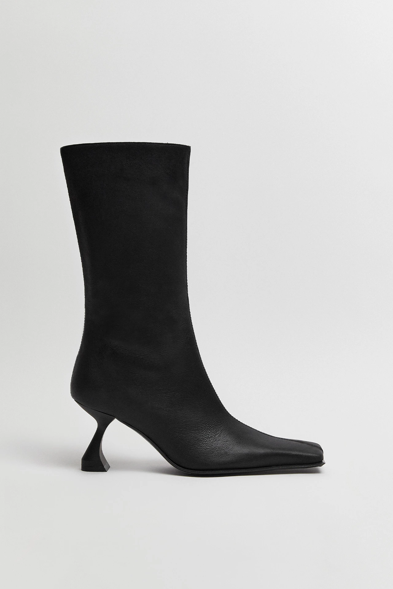 Miista-pearl-black-to-balck-ankle-boots-01