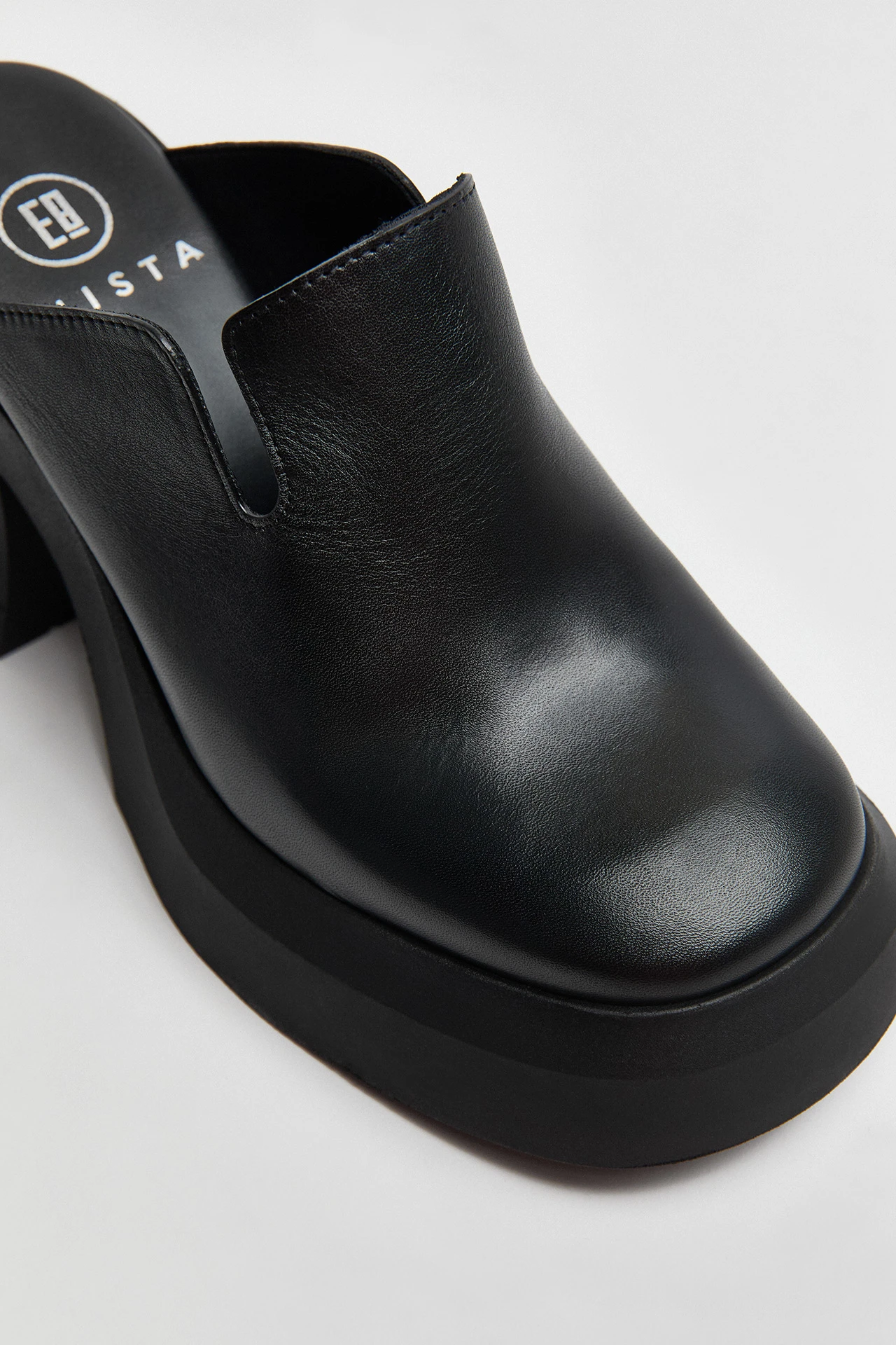 E8-otavia-black-mules-05