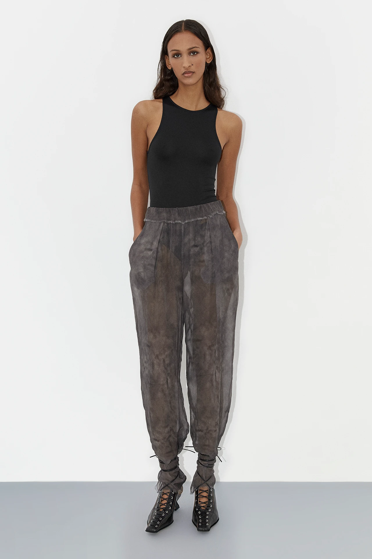 Total-asia-new-black-courts-tessan-black-trousers-01