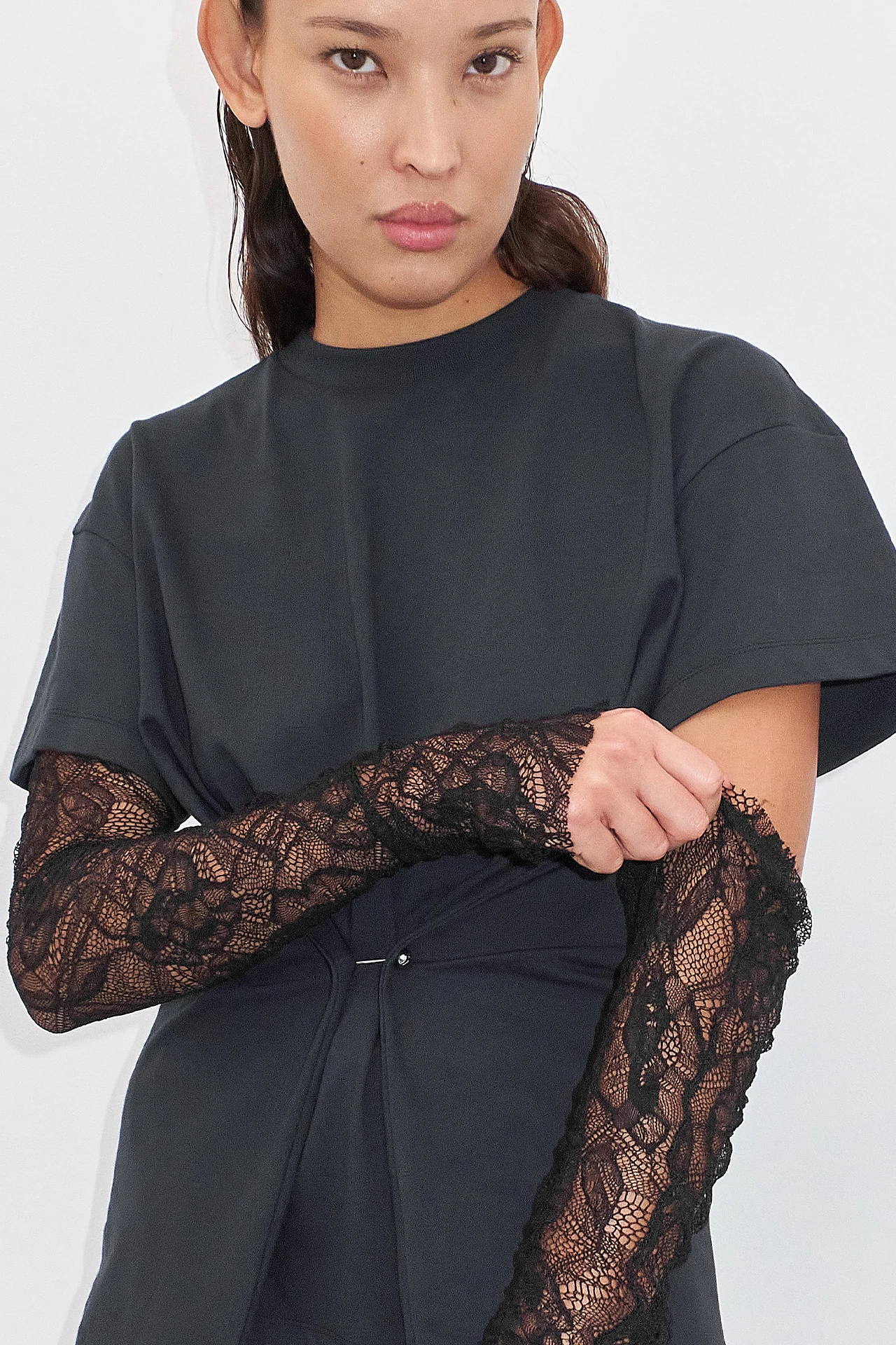 ec2-miista-Elettra-Lace-Black-Sleeves-05