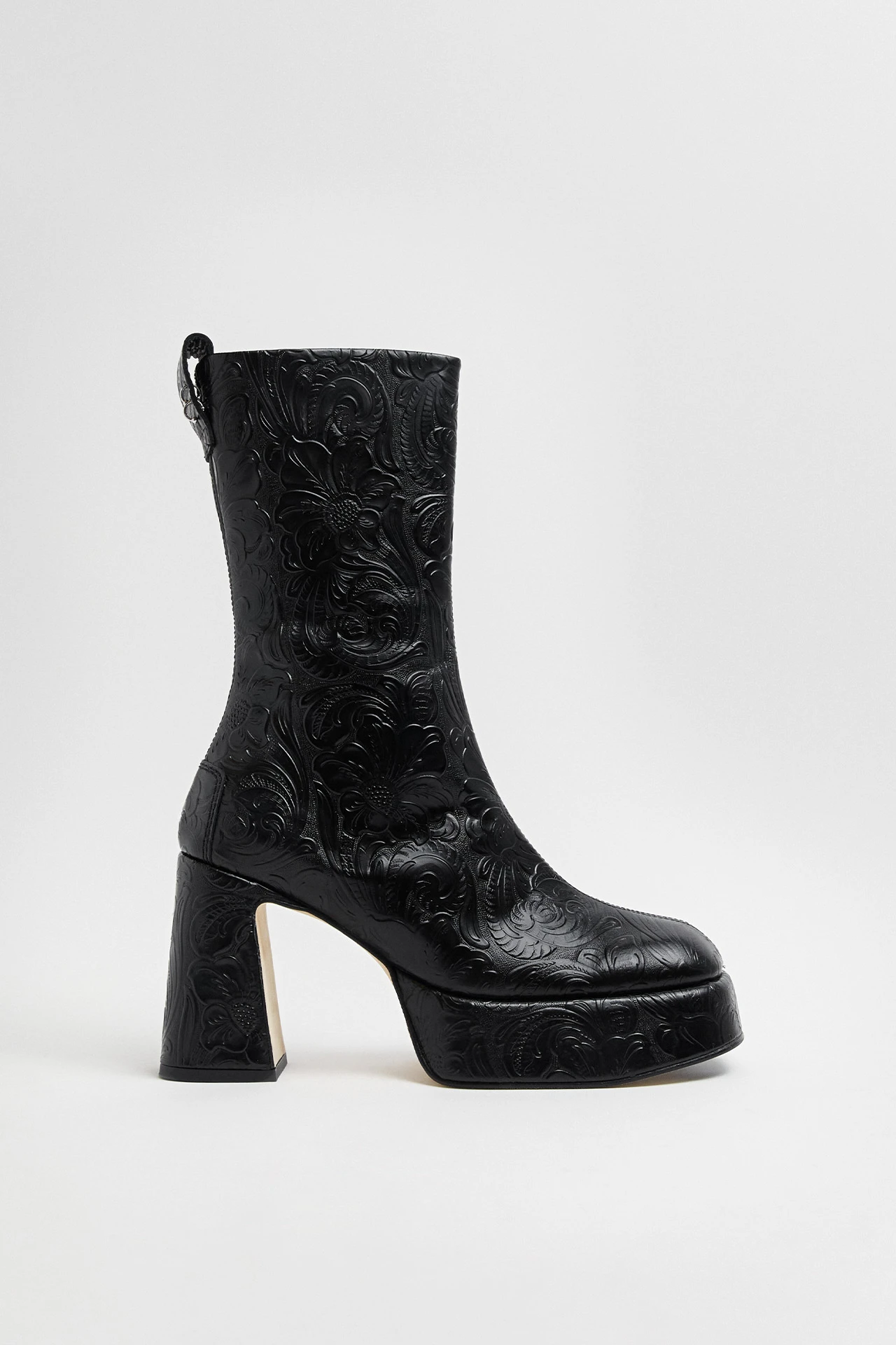 Miista-apple-black-ankle-boots-01