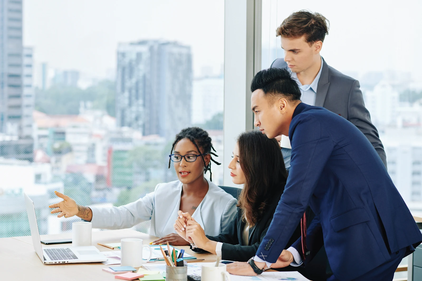 Enabling_a_Global_Leader_Banner