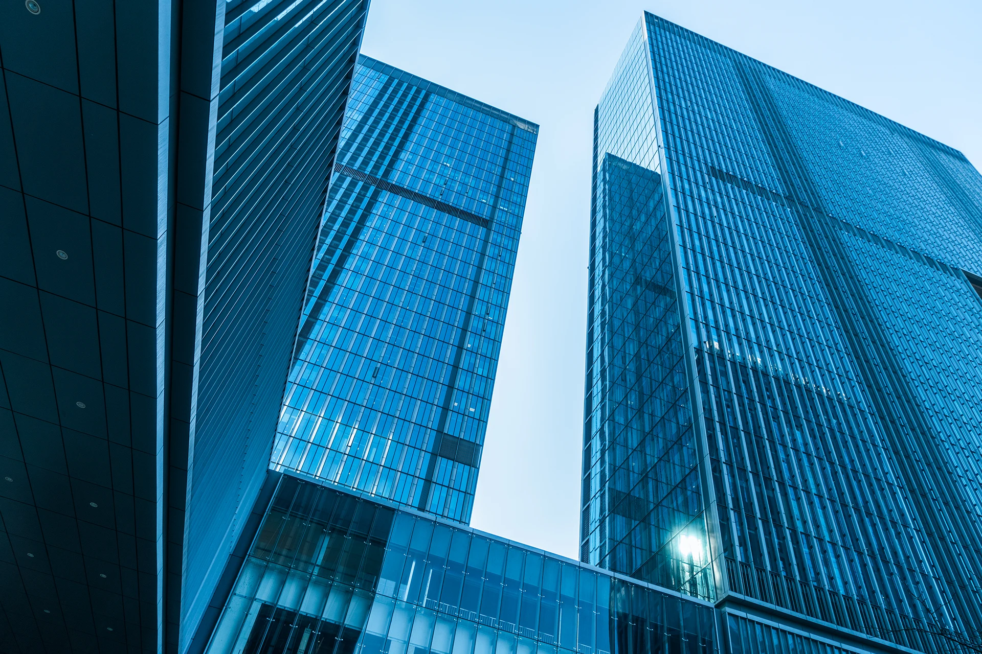 IT infrastructure supporting rapid launch of a new digital bank