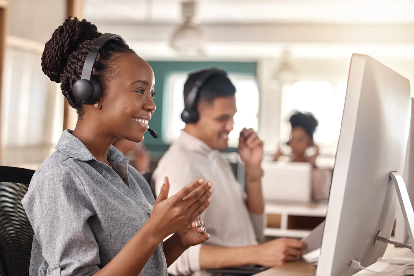 Smart city technology scaling digital infrastructure for sustainable urban growth