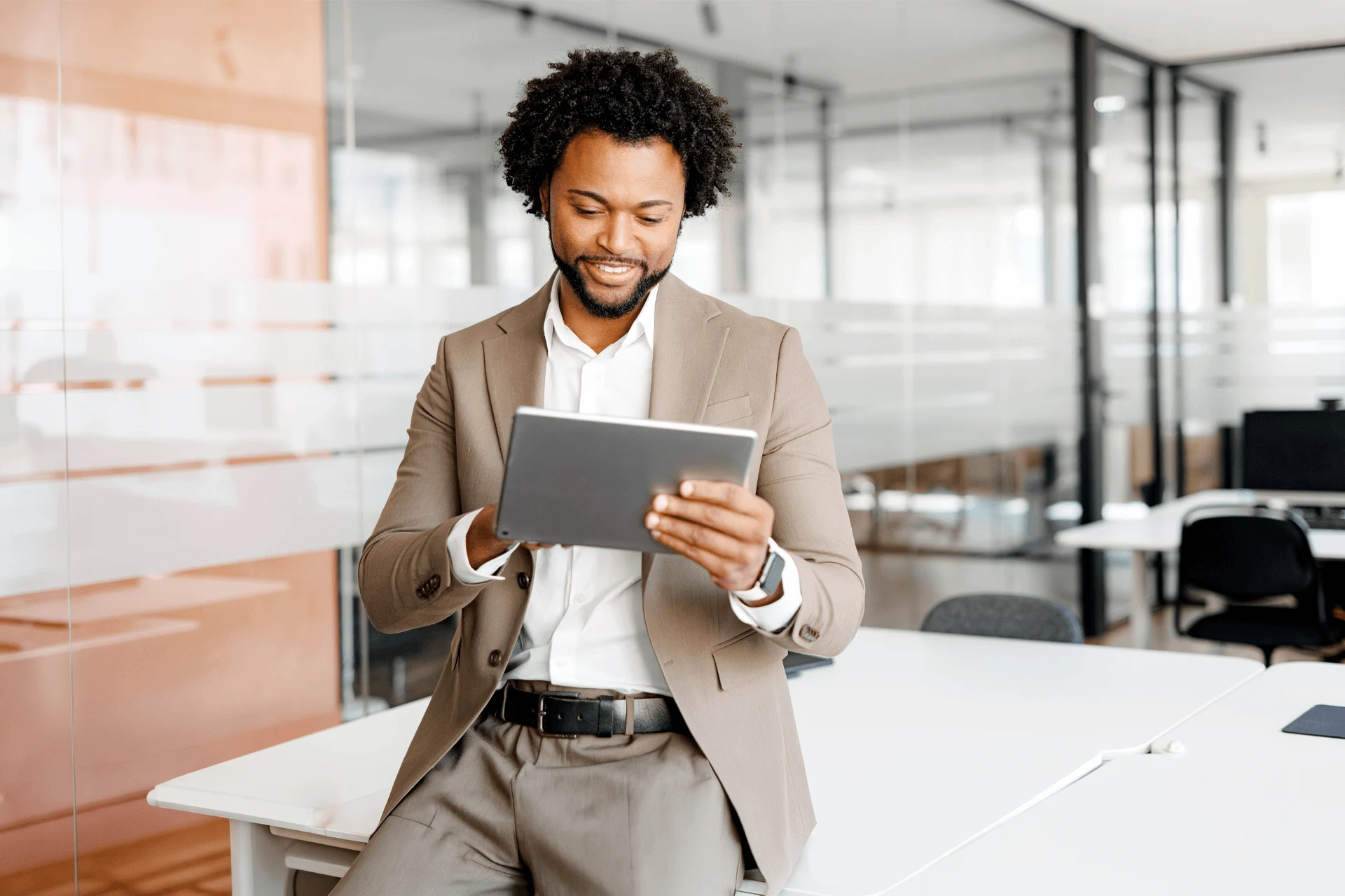 Modernizing Guidewire Authentication-blog-desk-banner