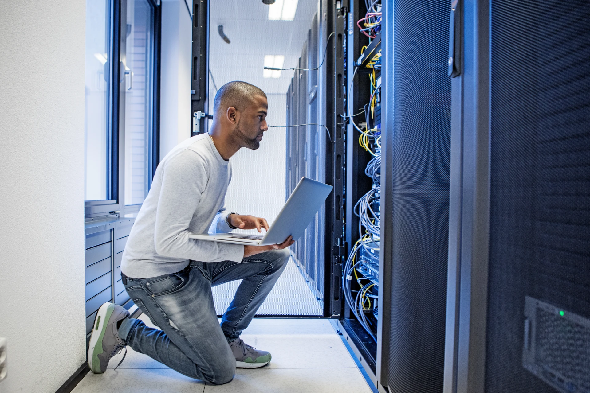 Roadmap for migrating on-premises Oracle ERP to Oracle Cloud Infrastructure