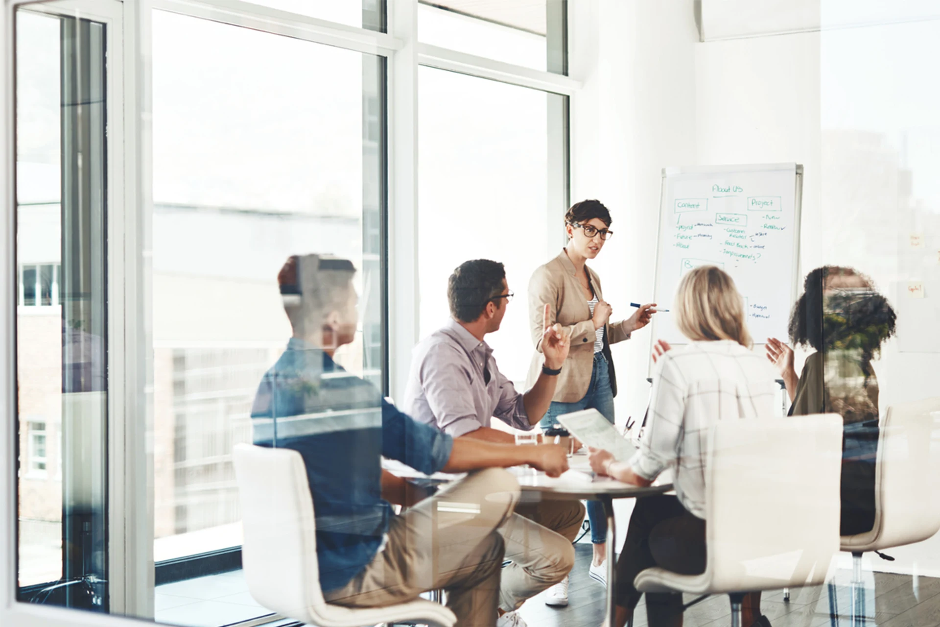 WP_Selecting_the_right_platform_Reinventing_banking_for_long_term_success-copy---real