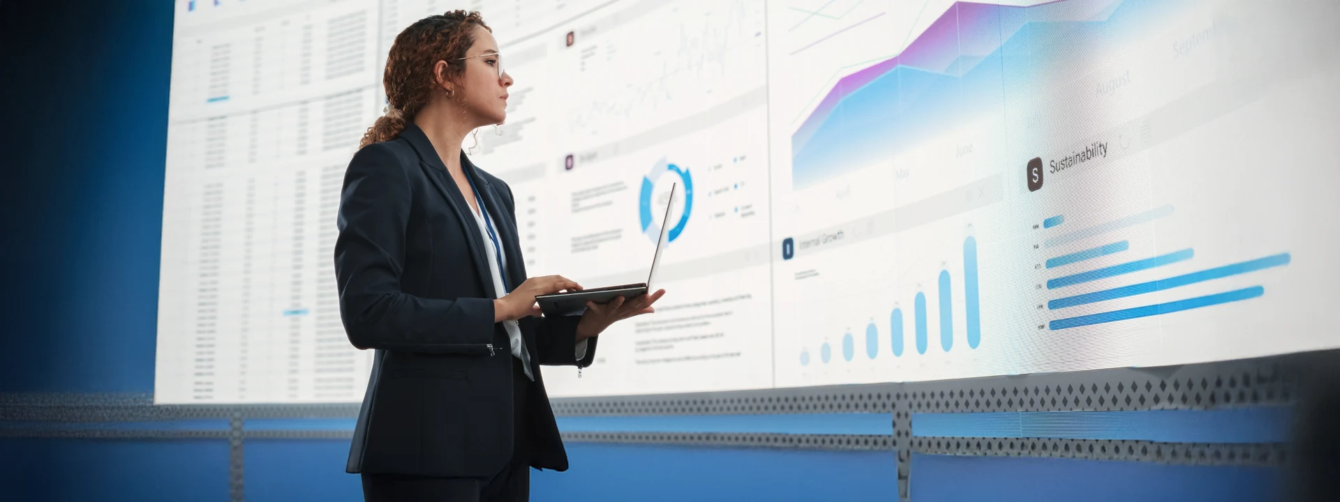 Data and AI offerings promotional banner encouraging connection