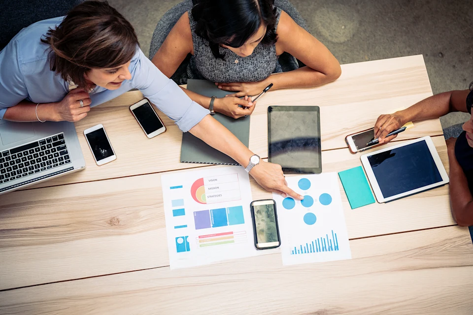 Consumer services: Retail and Consumer Technology Solutions | Zensar ...