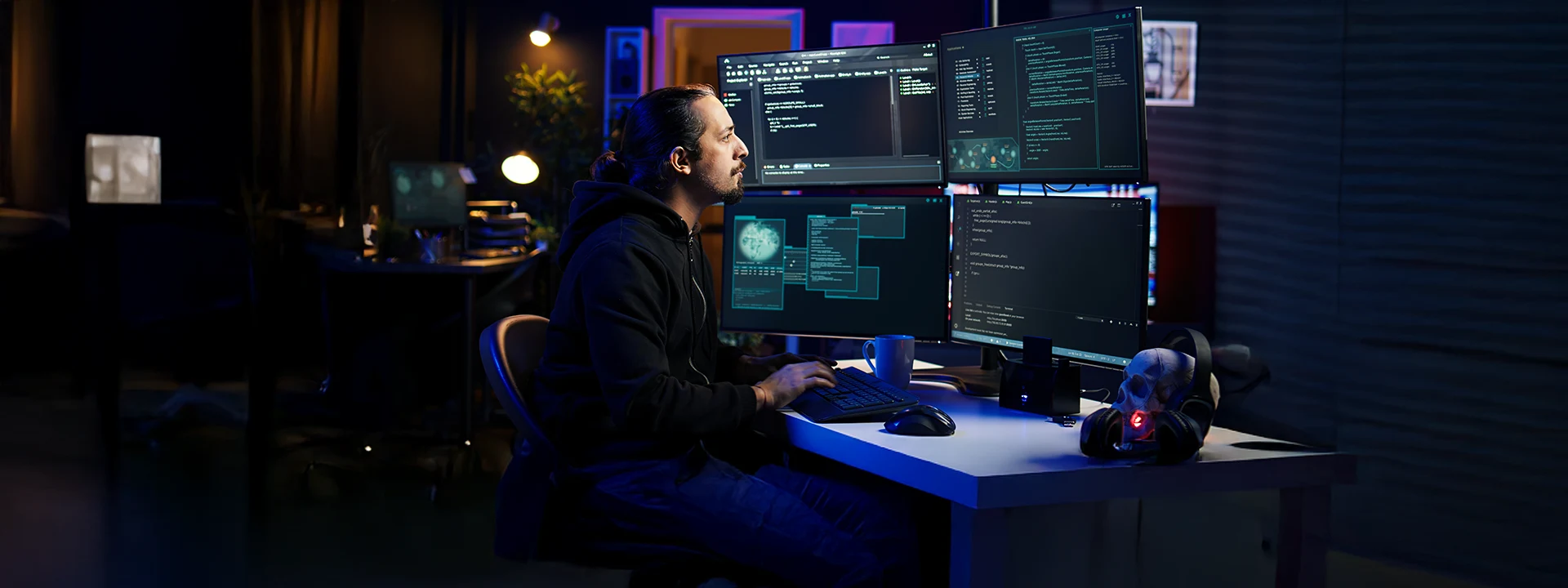 Threat Detection and Hunting-desktop banner