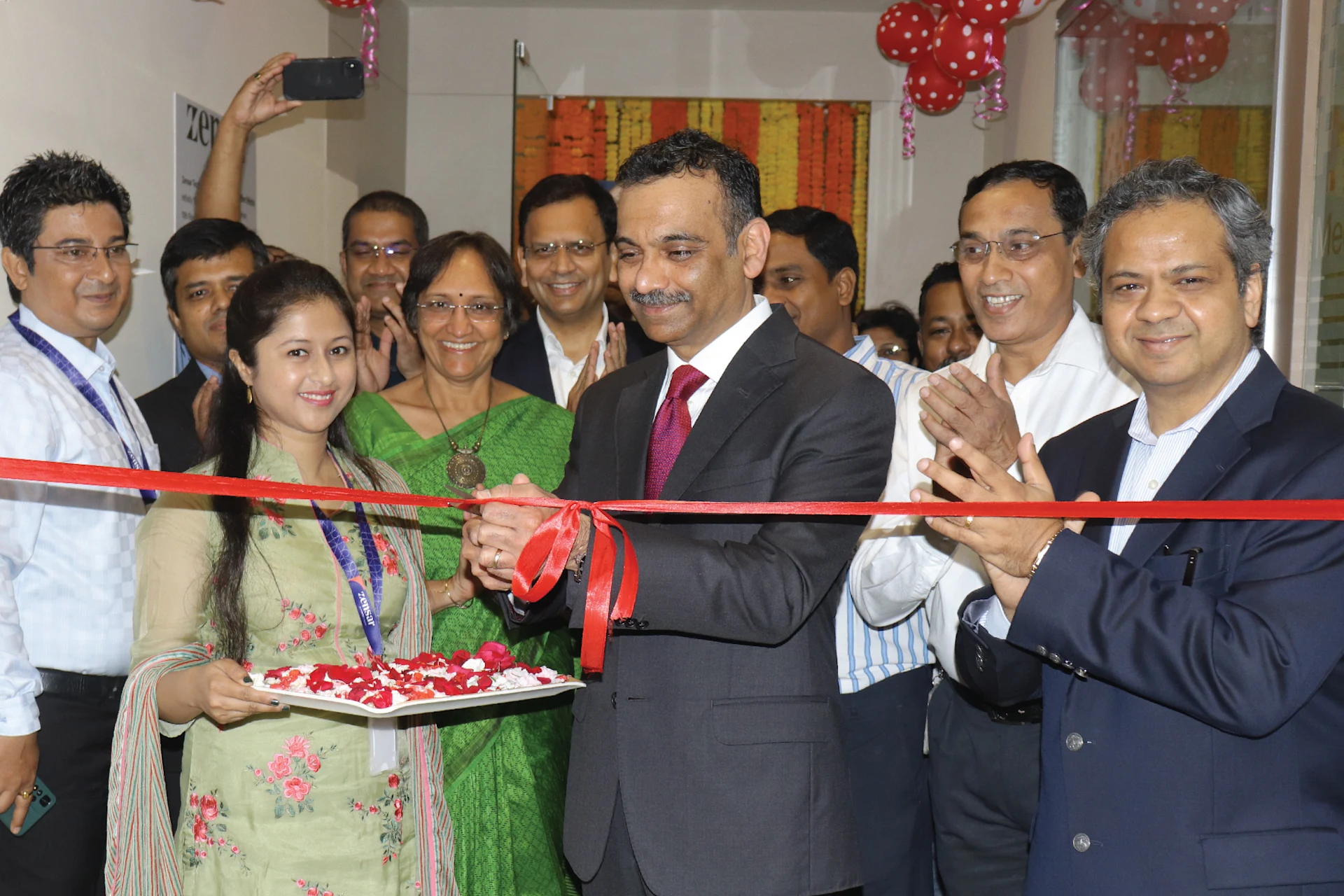 Ceremonial ribbon cutting at opening of new Global Delivery Centre Kolkata