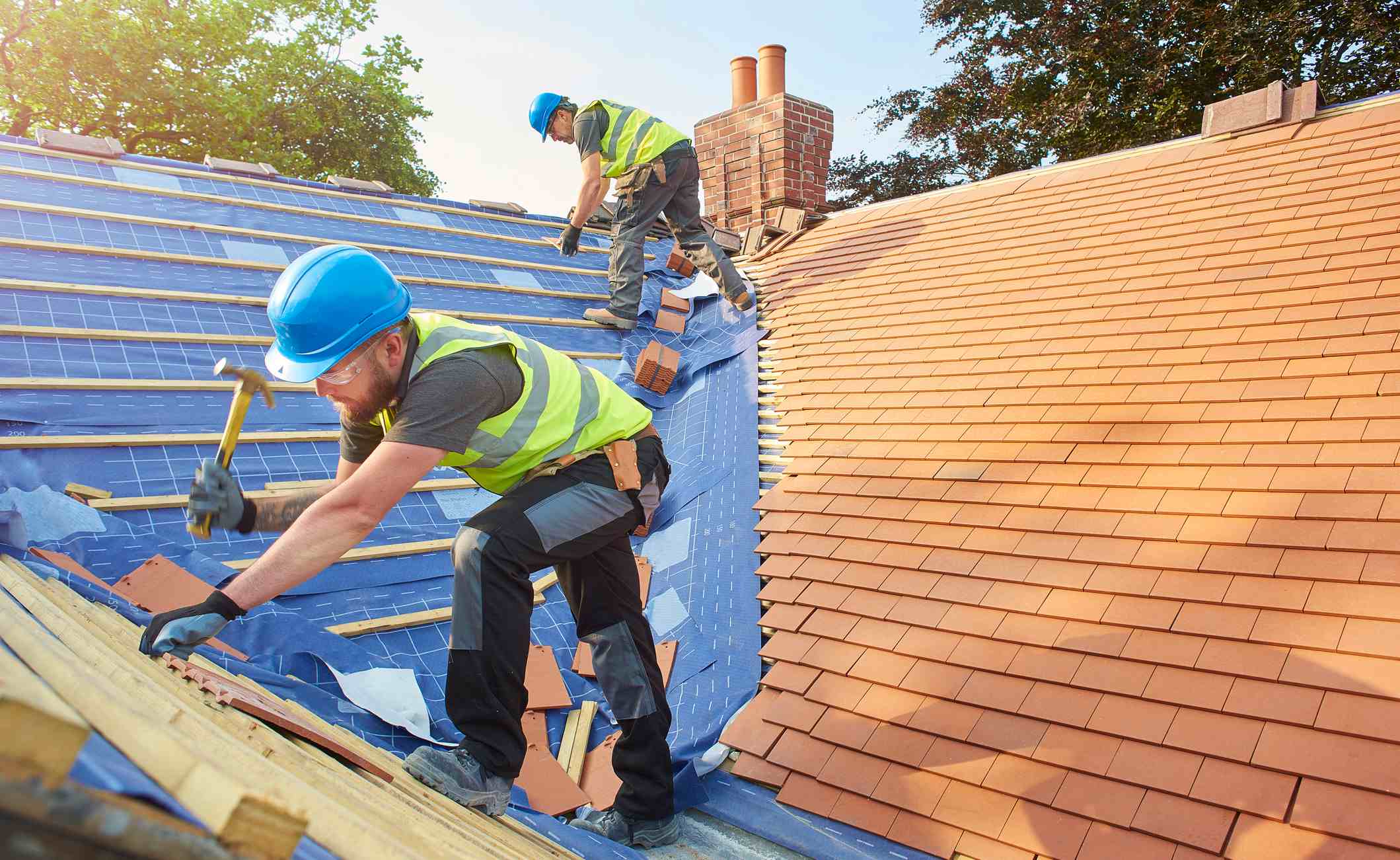 Does a New Roof Increase Home Value? ROI, Costs, and What Sellers Need to  Know | Opendoor