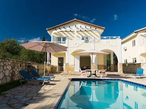 Dit zijn de best beoordeelde appartementen en villa’s in Griekenland