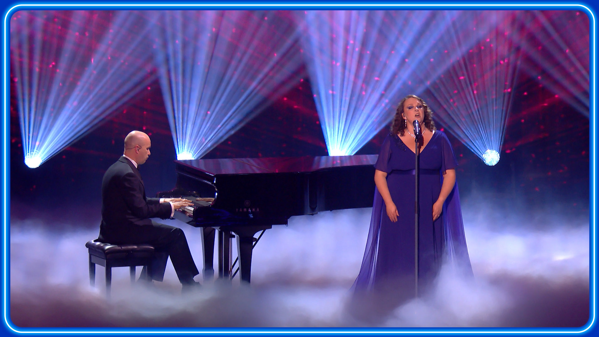 Blind couple Denise & Stefan perform 'You'll Never Walk Alone ...