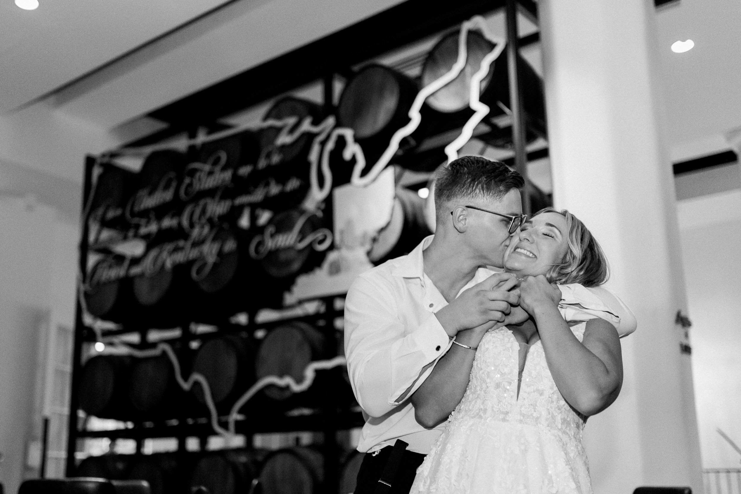 Black and white wedding photos | Modern American weddings