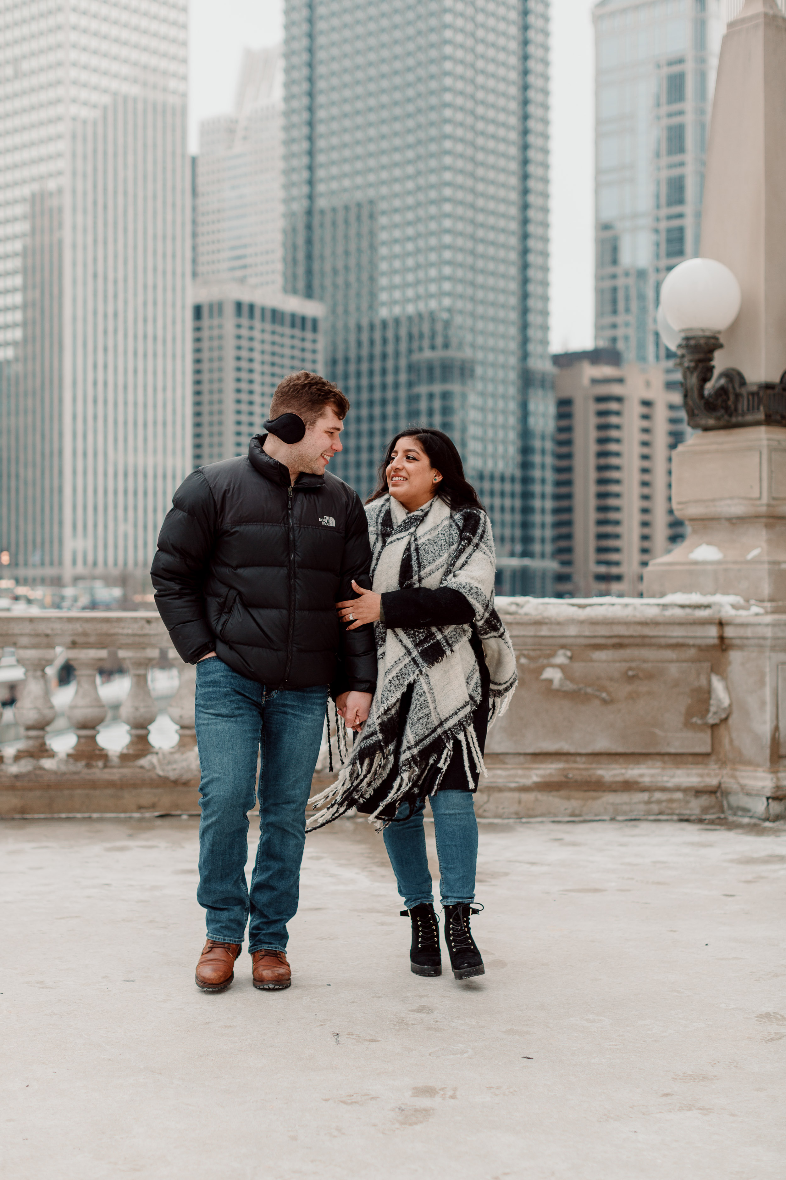 Winter Chicago couples engagement photo session
