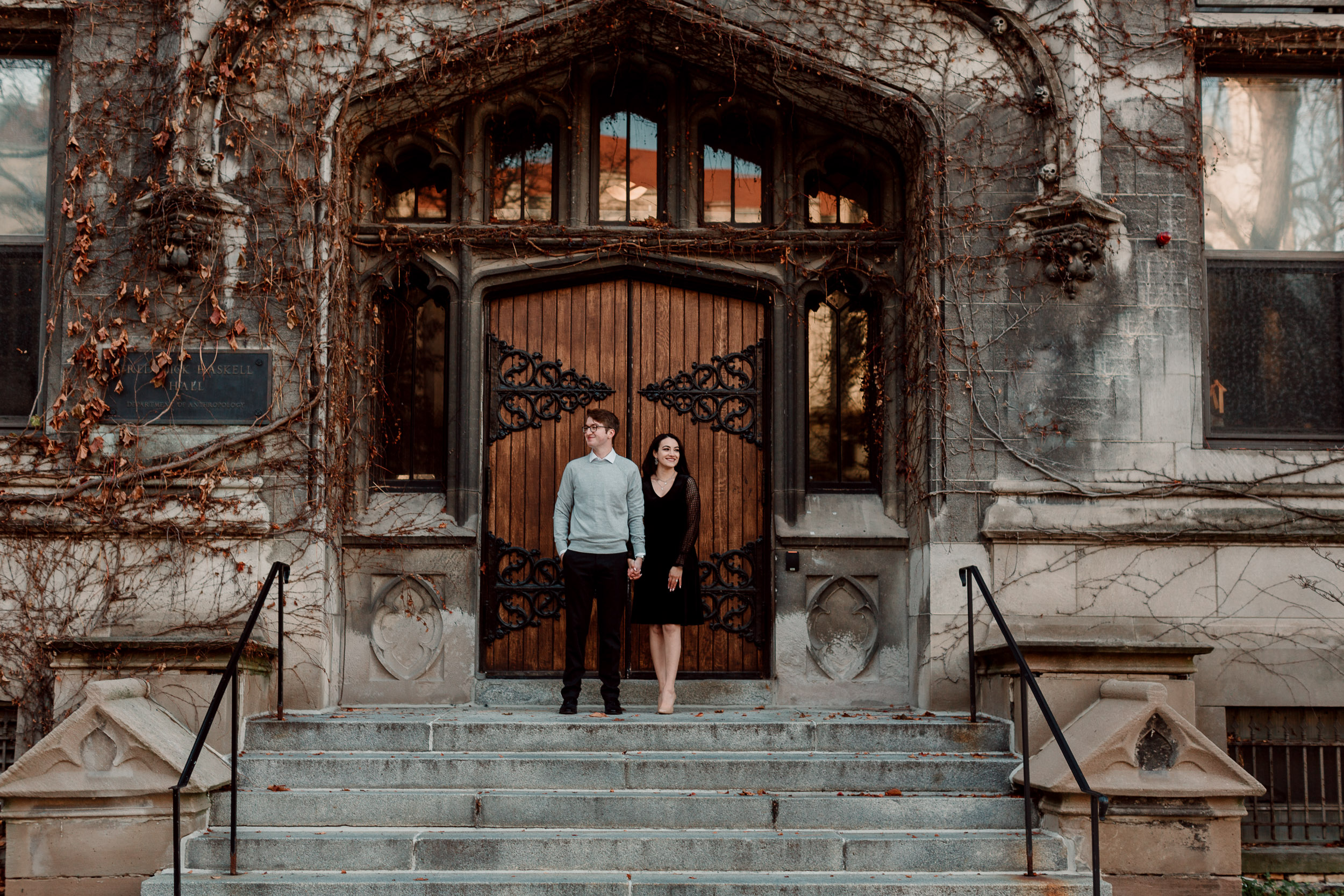 Rustic locations for engagement photos | University of Chicago campus engagement session | Chicago engagement photographer | Chicago engagement photo locations | Winter engagement in Chicago | Where to take Chicago engagement photos | Chicago skyline engagement