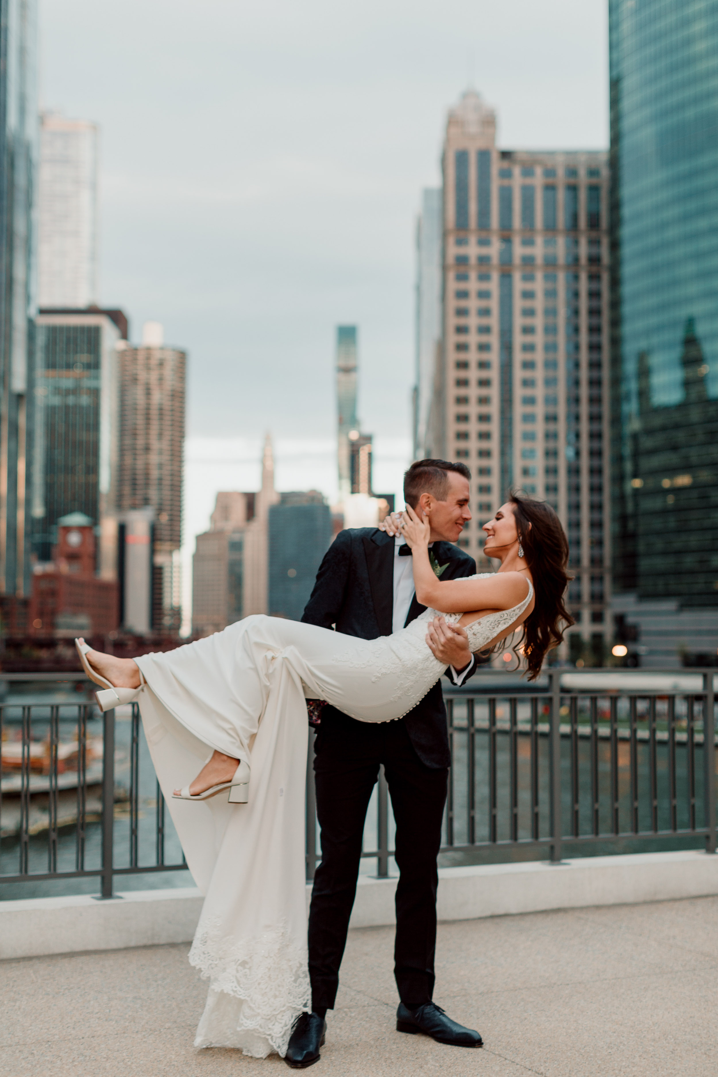 Gibsons Italia on the River Downtown Chicago Wedding Day
