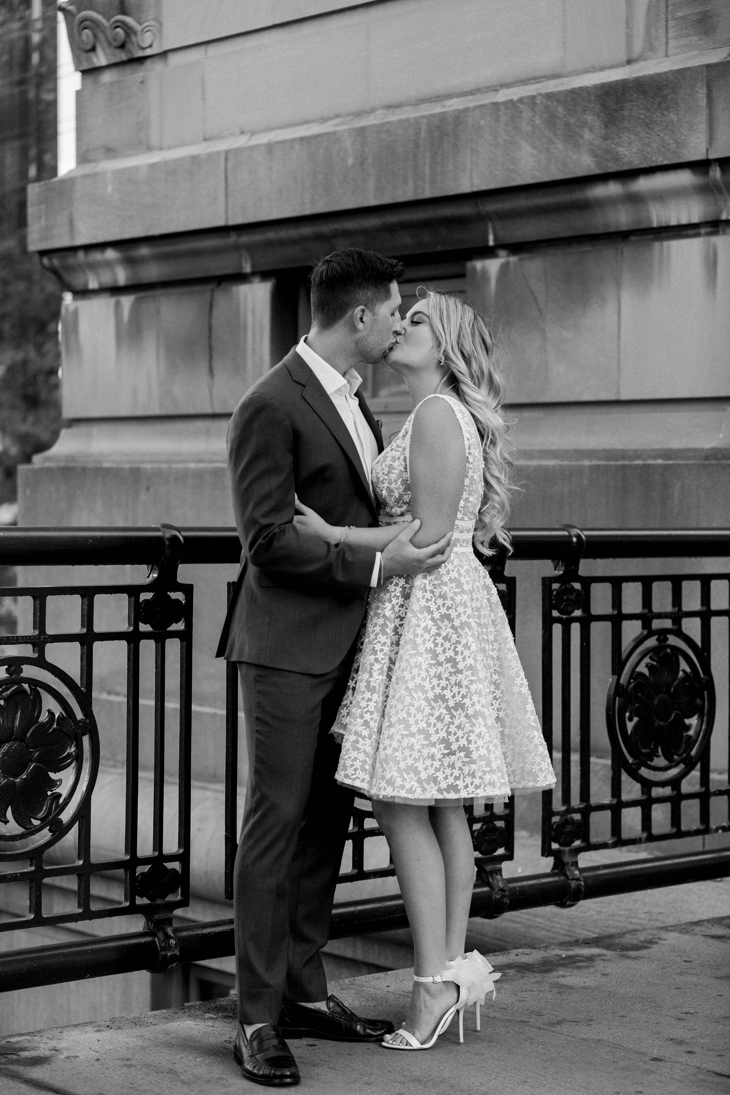 Engagement Photographer in Chicago - Location Ideas