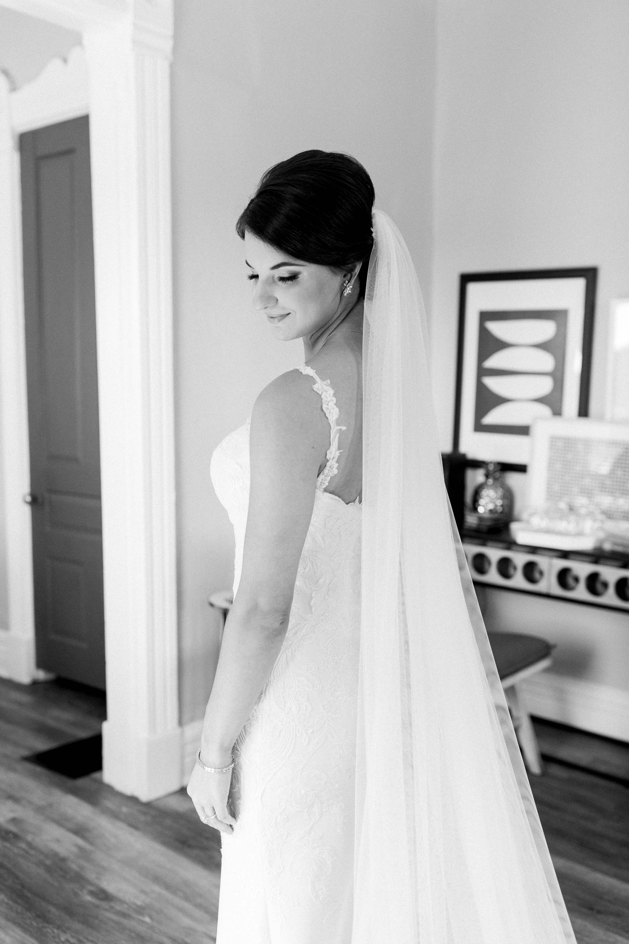 Bridal portrait in black and white