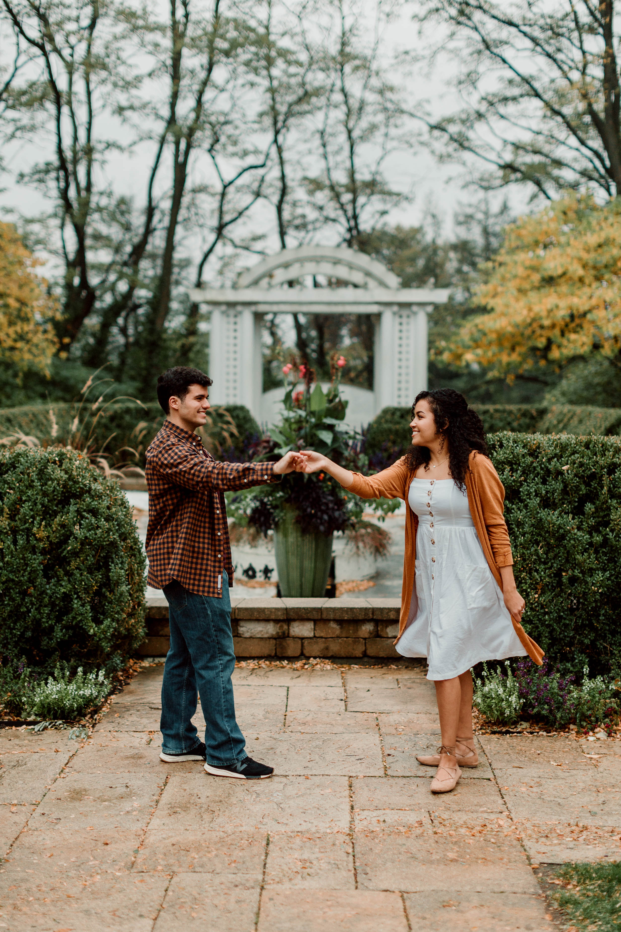 Romantic Engagement Photos in the Garden | Spring Engagement Session Outfits | Sweet Couple in Chicago | Hurley Gardens Engagement Session | Chicago Engagement Photographer | Outdoor Engagement Photo Locations in Chicago | Engagement Photo Locations Chicago | Where to take Engagement Photos in Chicago
