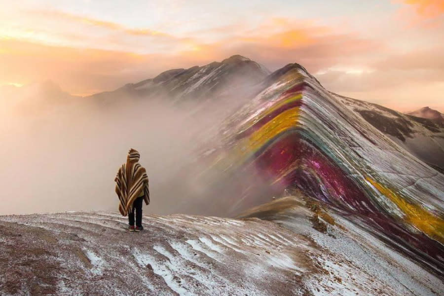 Cover Image for Explora la Montaña de 7 Colores en Cusco: Un Tesoro Natural que te Dejará Sin Palabras