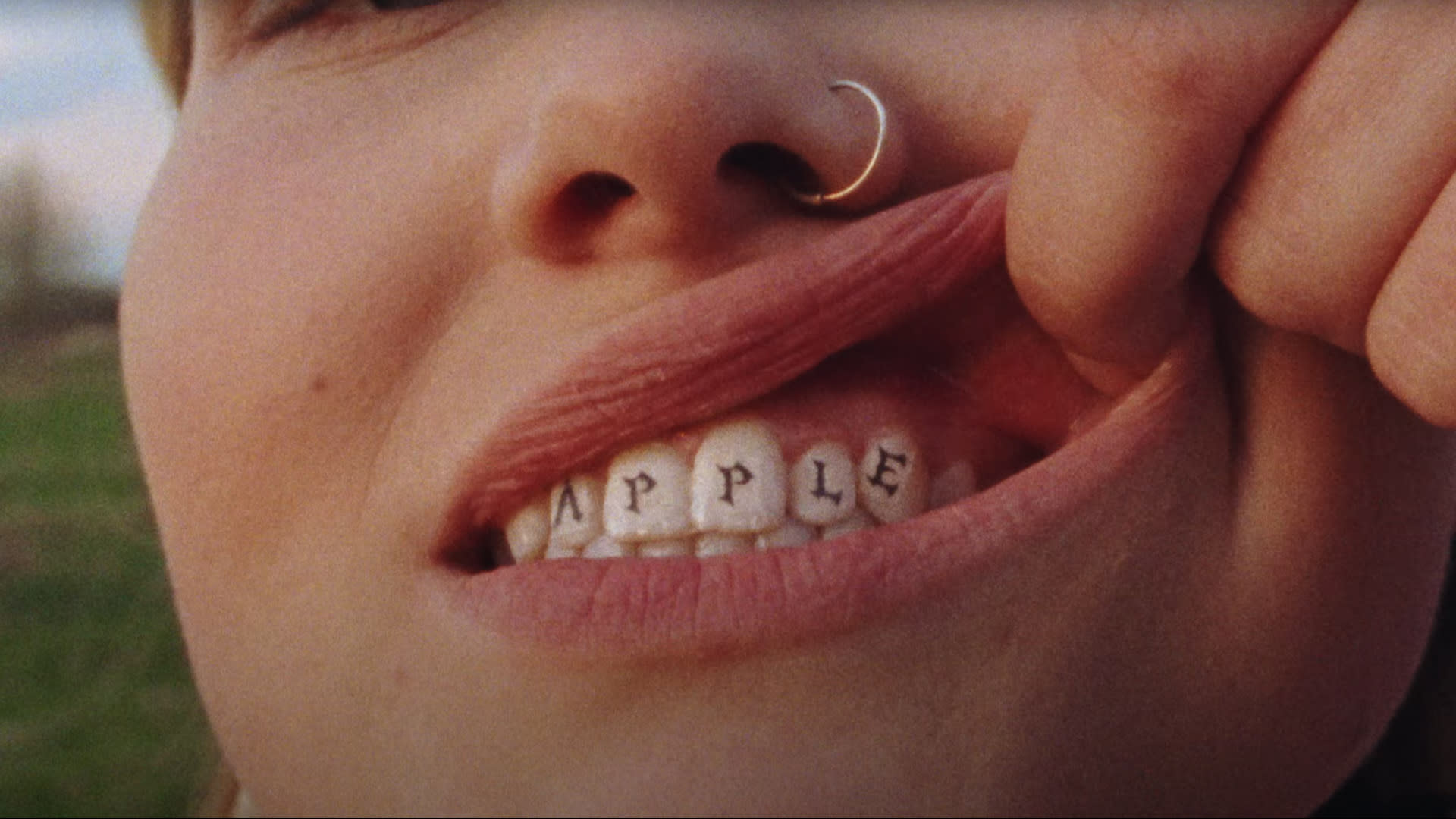 Dir. & Edit. M. Schuster