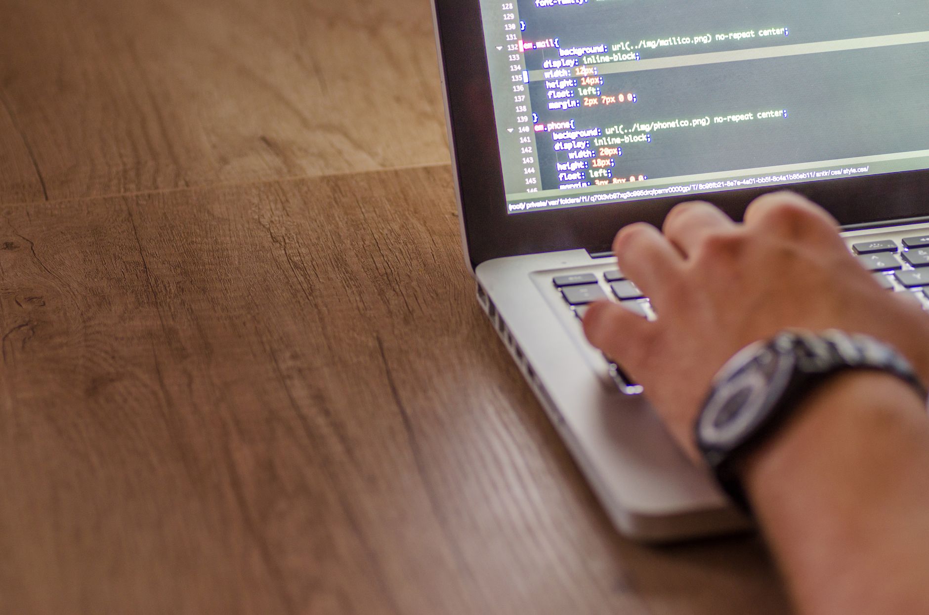 4 Elementos para vender a través de tu página web