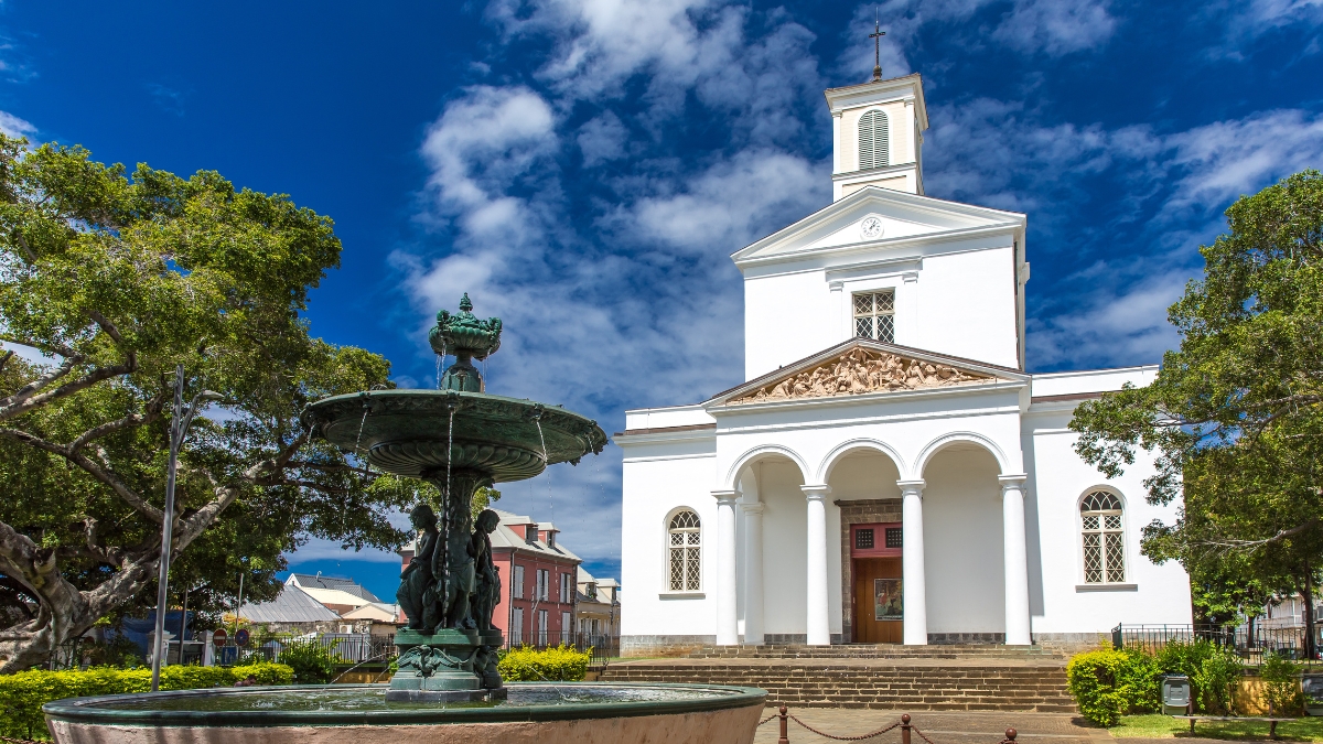 saint-denis-cathedral-la-reunion