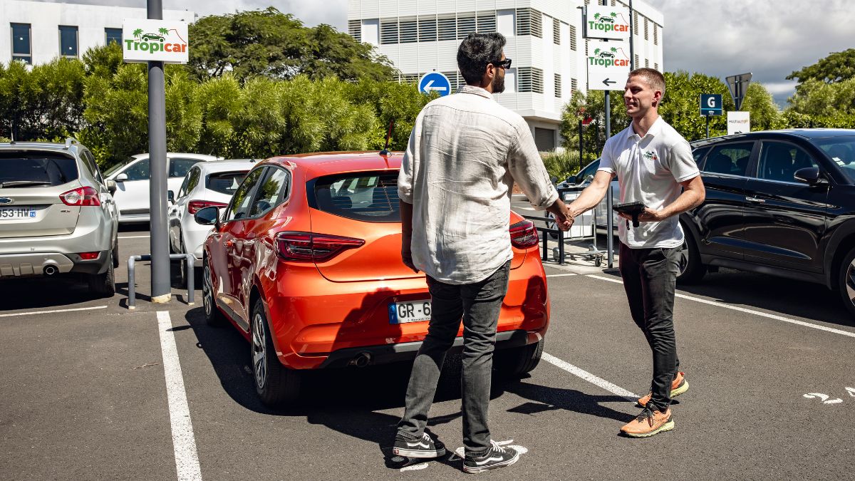 Cheap car rental tips in La Réunion