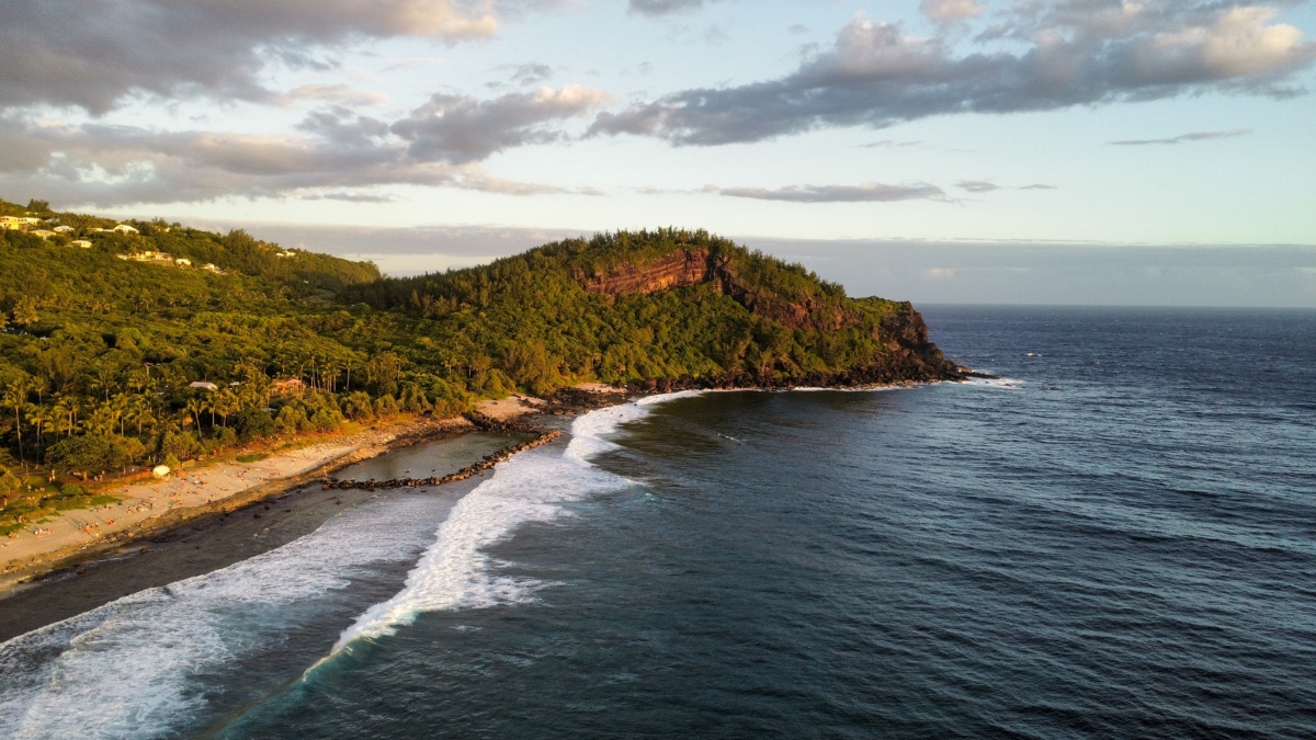 grande-anse-beach-wild-south-reunion