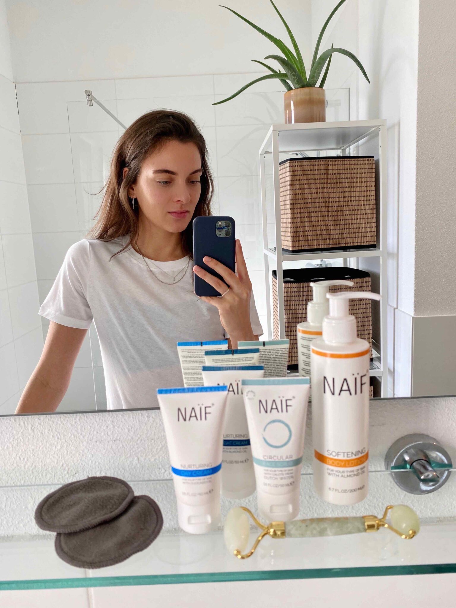 naif-vegan-skincare-1-1536x2048 2376x
