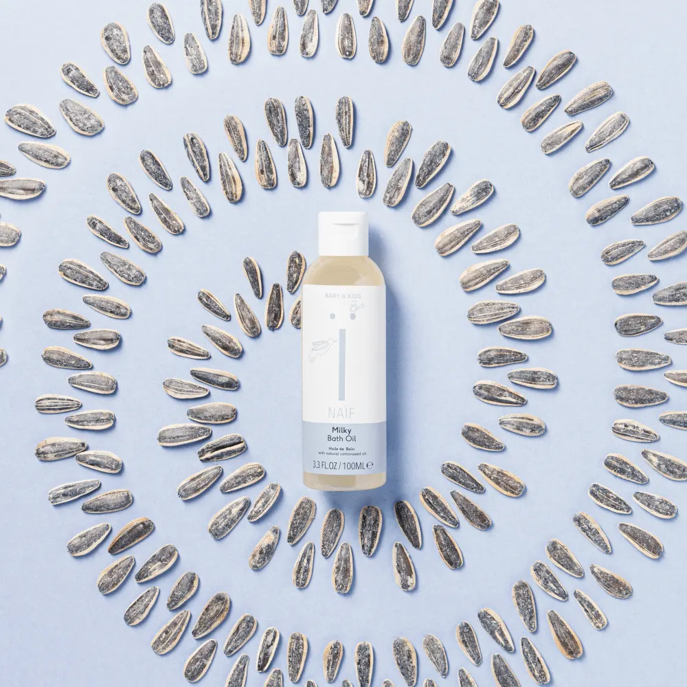 Naif---Milky-Bath-Oil