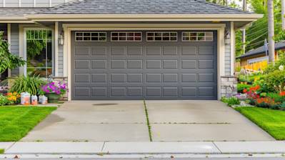Can You Paint Garage Doors? Everything You Need to Know